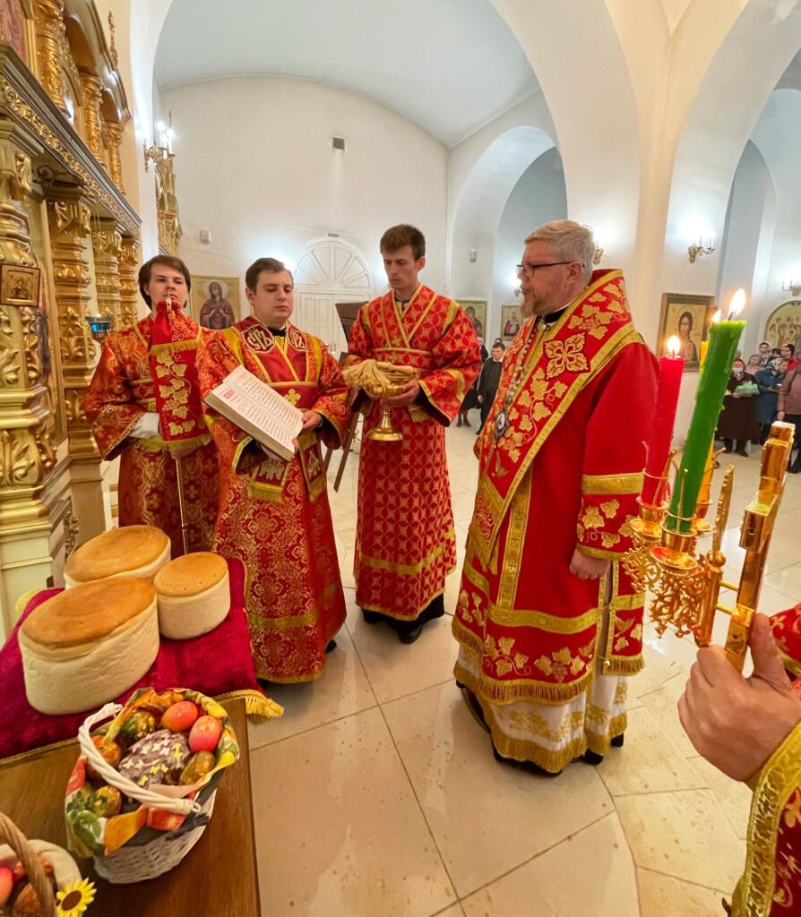 Пасхальная служба