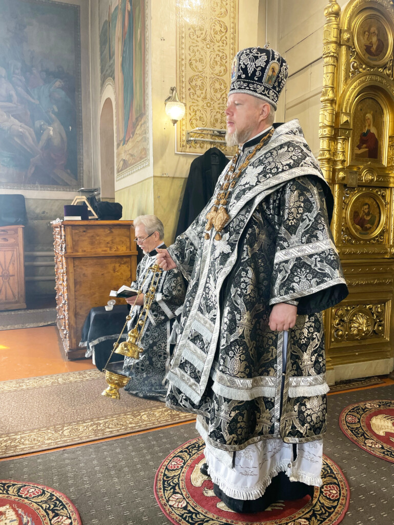 Божественная Литургия Преждеосвященных Даров в храме села Кинель-Черкассы